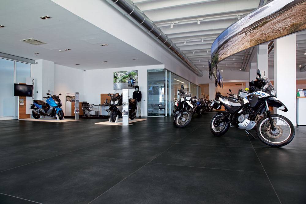 Bmw motorrad italia roma