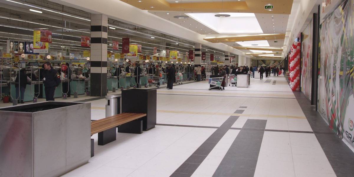 Shopping centres - GALLERIA ERA SHOPPING MALL