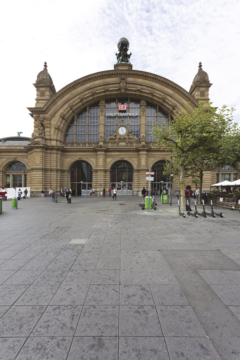 DEUTSCHE BAHN / S BAHNHOF HAUPTBAHNHOF, Germany Fiandre