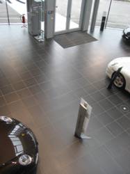 Motors - CAR DEALER PORSCHE ZENTRUM