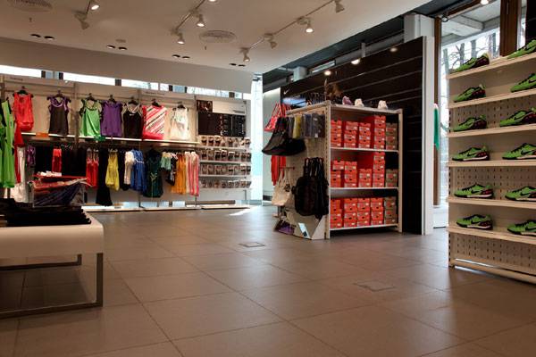 Nike Stadium Store, Fiandre Architectural Surfaces