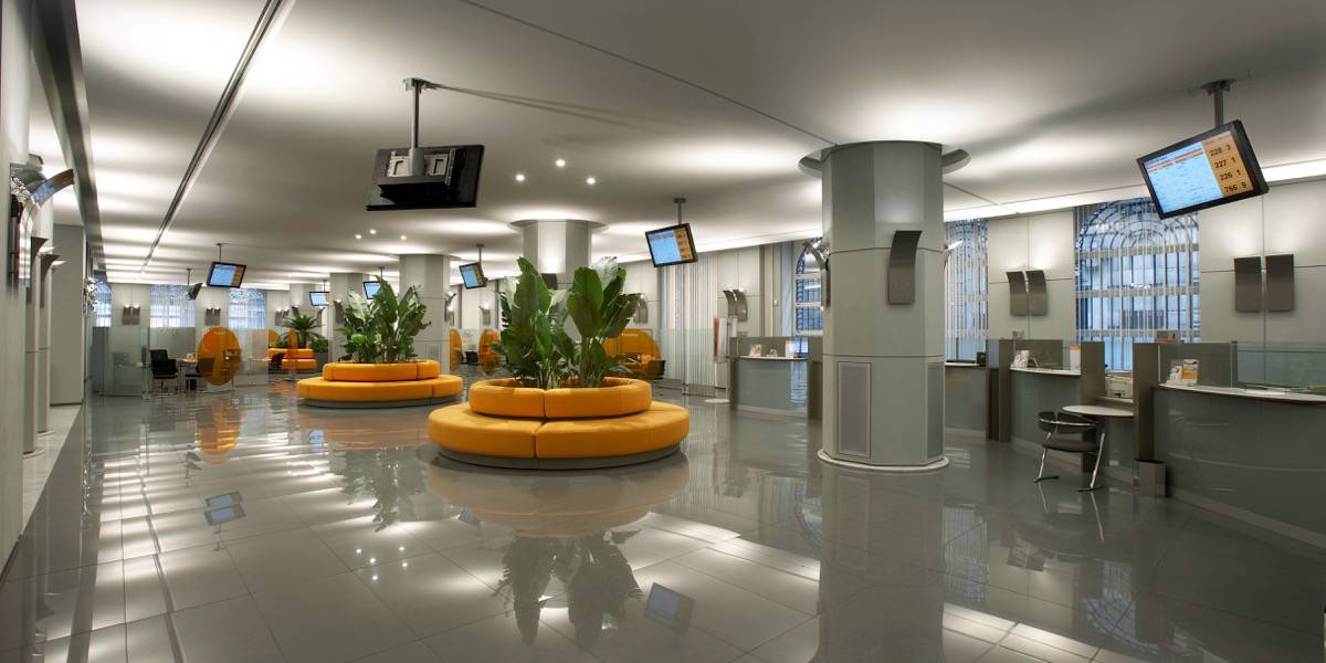 Headquarters - UNICREDIT BANCA - AGENZIA FLAGSHIP